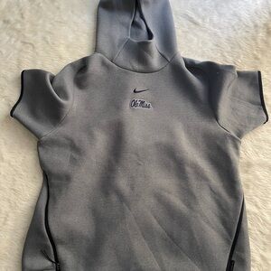 Nike Charcoal Gray Short Sleeve Hoodie